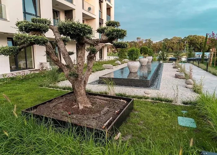 Апартамент Allure Varna