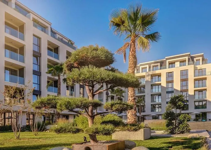 Allure Varna Св. Св. Константин и Елена