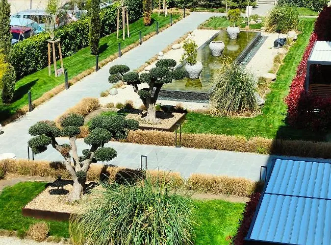 Allure Varna Апартамент *