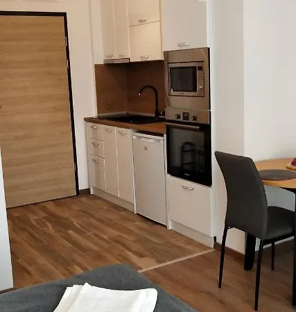 Allure Varna Apartament *