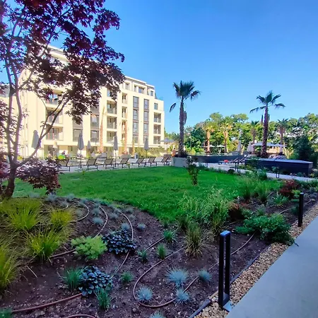 Allure Varna Apartment *